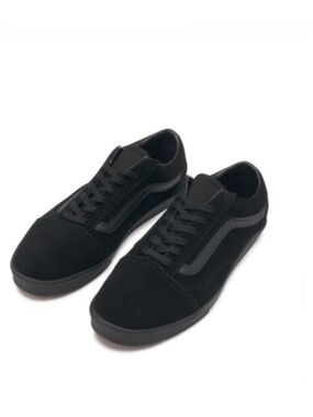 Vans | “Old Skool” Low-Top sneakers in Monochrome "Blackout" | Men’s Sz 8.5 US